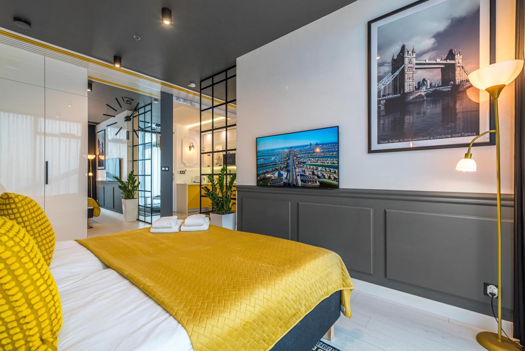 Q18 Aparthotel 비드고슈치 외부 사진