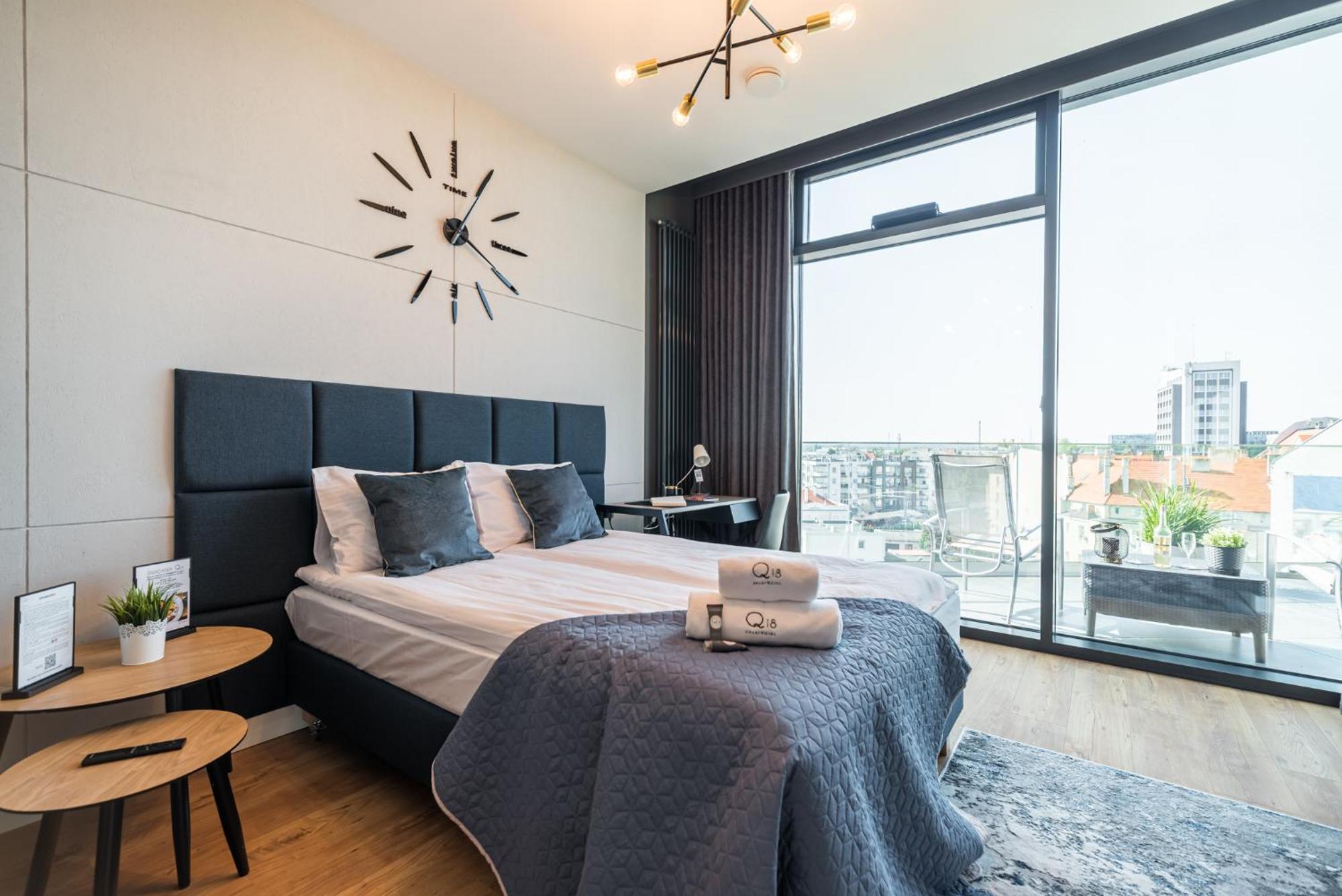 Q18 Aparthotel 비드고슈치 외부 사진
